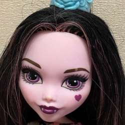 Кукла Monster High Стильные прически Дракулаура в Комсомольске-на-Амуре фото 17