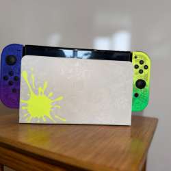 ПРОДАМ Nintendo Switch Oled прошитая