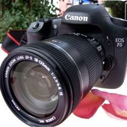 Canon EOS 7D 18.9 Megapixel Digital Camera