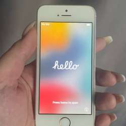 iPhone SE