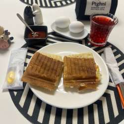 Ptghni Hotel