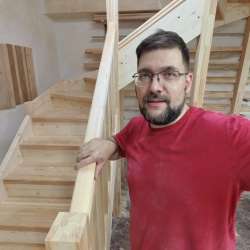 Лестница на второй этаж под ключ