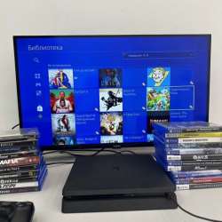 Sony PlayStation 4 Slim + два геймпада в Москве