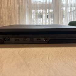 Продам Sony PlayStation 4 Pro 1TB в Москве фото 3