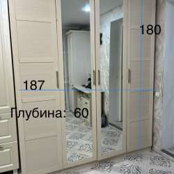 Срочно продаю шкаф