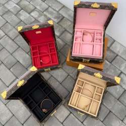 Шкатулка Louis Vuitton