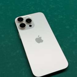 iPhone 16 pro max 512гб, Sim+esim в Саратове фото 3