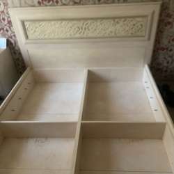 Продам кровать без каркаса