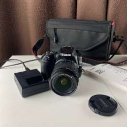 Камера Canon EOS-250D б/у