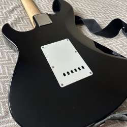 Электрогитара Yamaha Pacifica с чехлом в Екатеринбурге фото 3