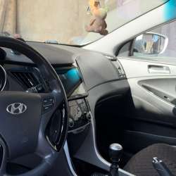 Hyundai Sonata 2010 года белая в Нальчике фото 3