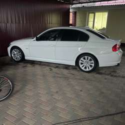 BMW 325i в Ейске фото 5