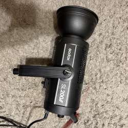 Проффесиональный свет для съемки Godox sl200ii в Казани