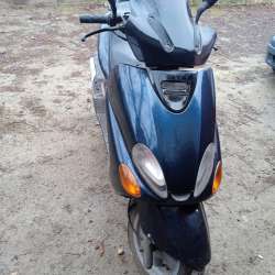 Yamaha skyliner