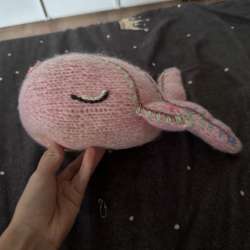 Продам игрушку кита ручной работы.