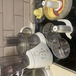 Продаю Кухонный комбайн Bosch
