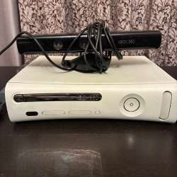 Продаю Xbox 360 (freeboot)+ kinetic