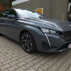 Peugeot 308 BlueHDi Allure в Москве фото 12