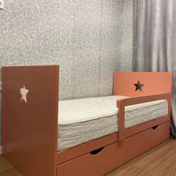 Детская кровать 184*96