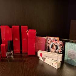 Миниатюры парфюмерии “Christian Louboutin”