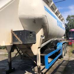 Цементовоз в Новокубанске