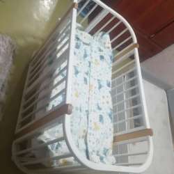 Продам кроватку 12 тысяч в Усинске