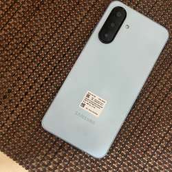 Samsung Galaxy17 в Москве