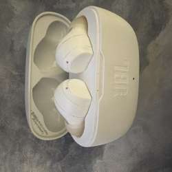 Бес проводные наушники JBL
