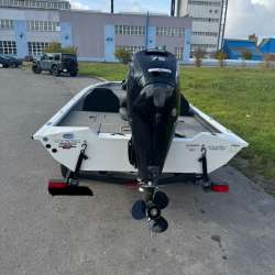Катер Tracker фото 11