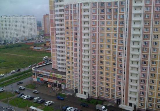 Продам двухкомнатную квартиру в Подольске. Жилая площадь 58 кв.м. Этаж 11. Есть балкон. в Подольске