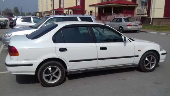 Honda Civic Ferio, 2000 в Новосибирске фото 4