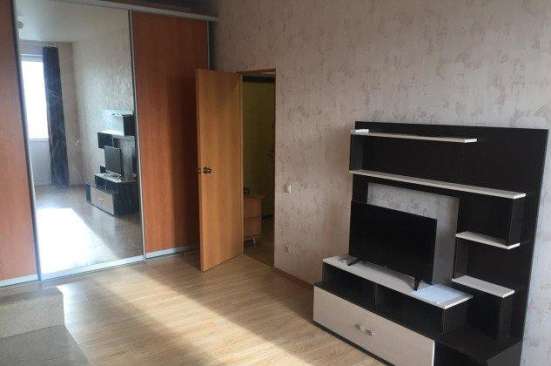 Продам однокомнатную квартиру в Краснодар.Жилая площадь 37  кв.м.Этаж 6.Дом кирпичный.