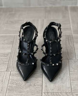 Кожаные туфли Rockstud Valentino в Сочи фото 5