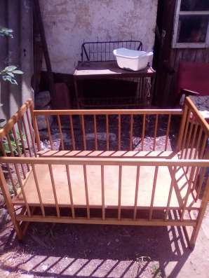 Продам детскую кроватку в Керчи