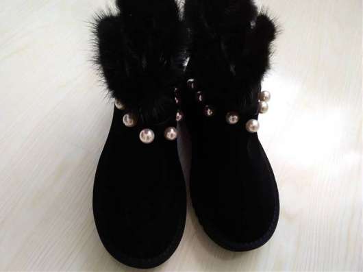 UGGI женские