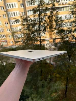 Apple MacBook Air 13 2019 в Москве