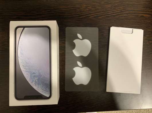 Продам iPhone XR в Мирном