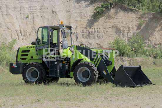 Фронтальный погрузчик FORWARD 638ES