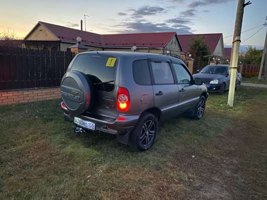 Chevrolet niva FAM-1