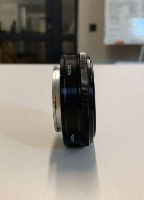 Широкоугольный объектив Sony E 20 мм F2.8 в Тюмени фото 7