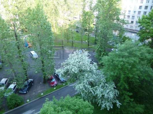 Сдам комнату в Санкт-Петербурге. Жилая площадь 50 кв.м.