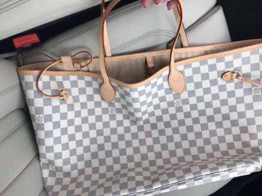 Сумка Louis Vuitton в Санкт-Петербурге
