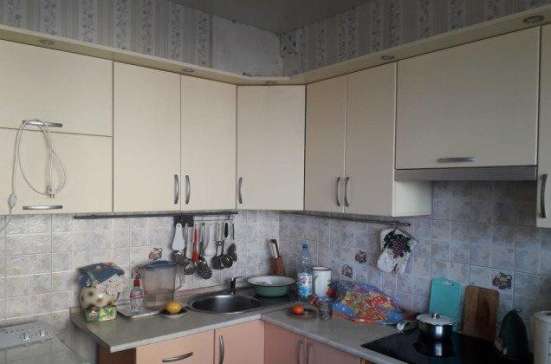 Продам однокомнатную квартиру в Краснодар.Жилая площадь 41  кв.м.Этаж 3.Дом монолитный.