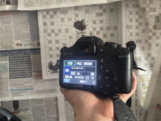 Фотоаппарат canon EOS 550D в Владивостоке