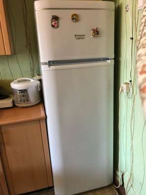 Холодильник Hotpoint ariston