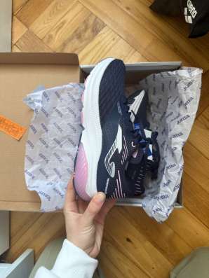 Joma беговые кроссовки