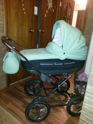 детскую коляску Roan Marita