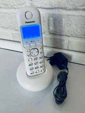 Телефон Panasonic KX-TGB210RUF