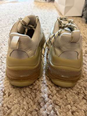 Кроссовки BALENCIAGA triple s в Находке фото 6