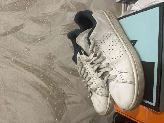 Кроссовки Adidas